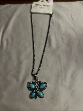 Fashion Jewelry Turquoise and Silver Butterfly Pendant Necklace
